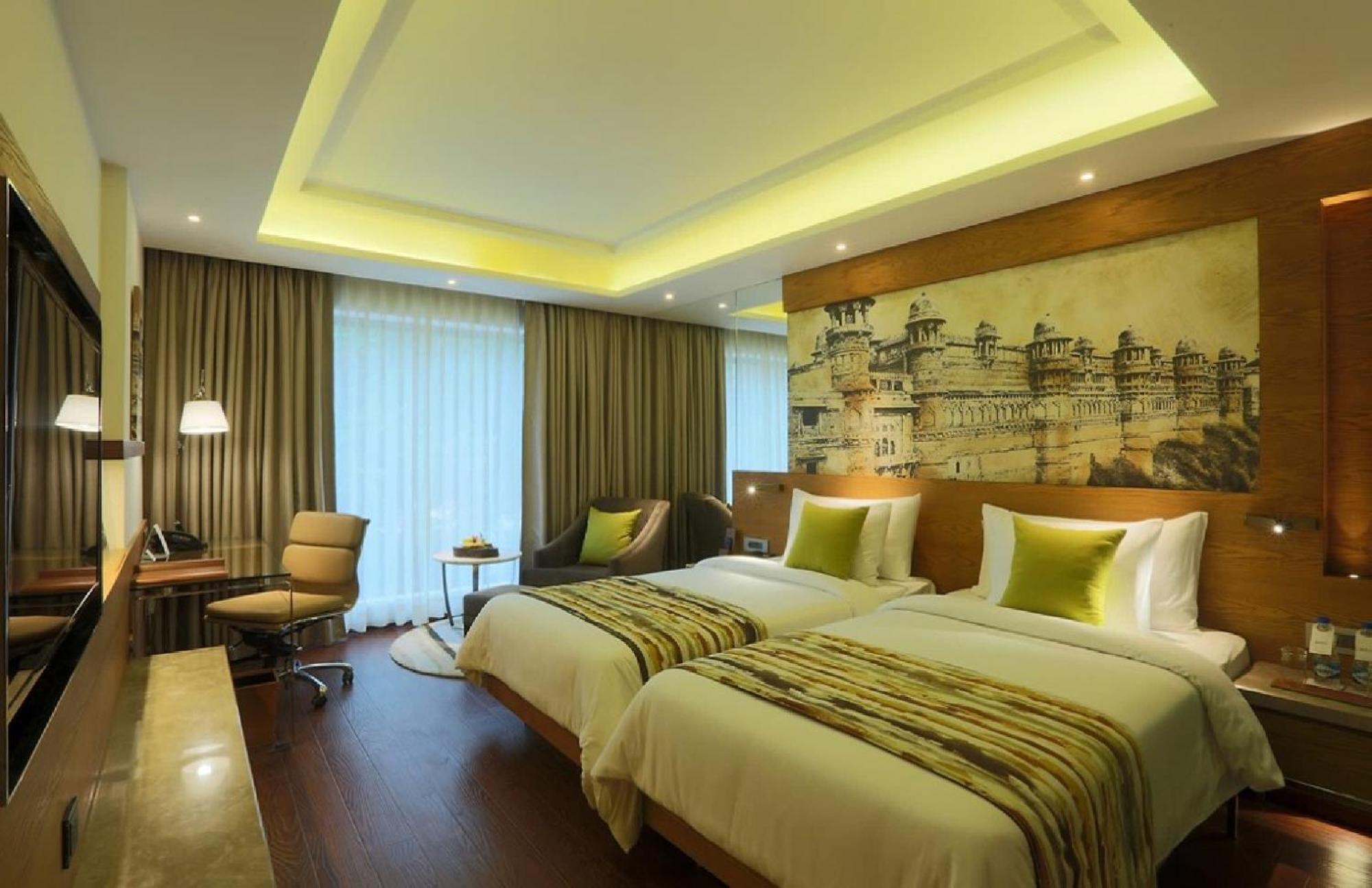 West End Igi Airport Delhi 4*